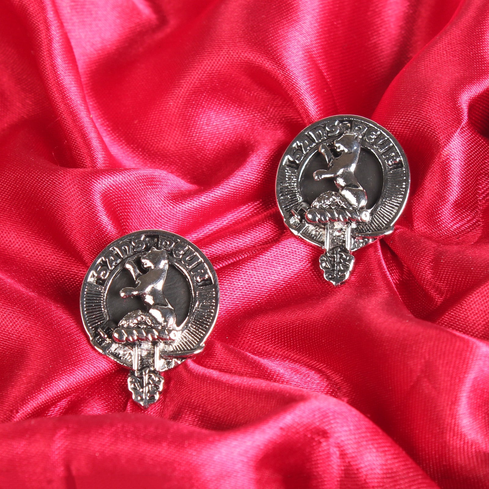 Sutherland Clan Badge, Kilt Pin, Lapel Pin, Cufflinks, Keyring/Key Fob & Gift Set — Fine Pewter by Art Pewter — Made in Scotland (Shiny Finish) - Heritage Of Scotland - Cufflinks