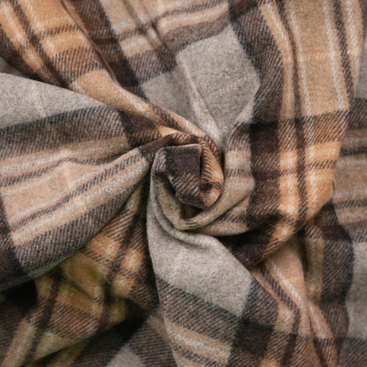 Tartan Wool Blend Blanket Throw – Soft Plaid Sofa & Bed Blanket - Mackellar Natural - Heritage Of Scotland -