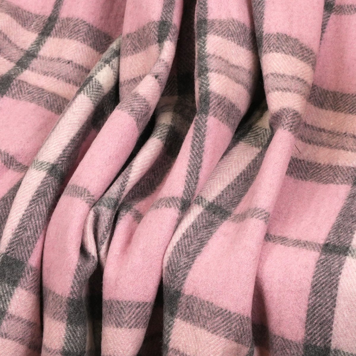 Tartan Wool Blend Blanket Throw – Soft Plaid Sofa & Bed Blanket - Thomson Pink - Heritage Of Scotland -