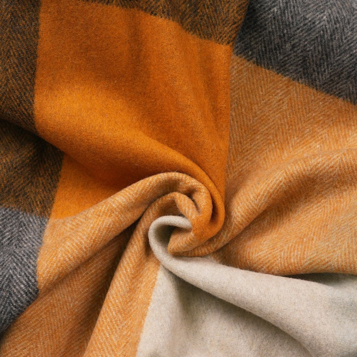 The Cosy Check – Recycled Wool Block-Check Herringbone Blanket - GREEN MIX - Heritage Of Scotland -