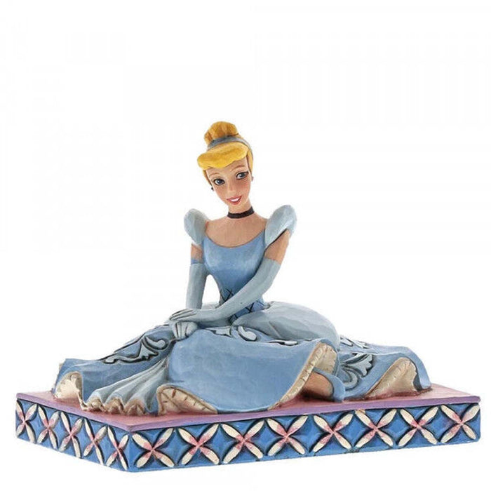 Be Charming Cinderella Figurin - Heritage Of Scotland - NA