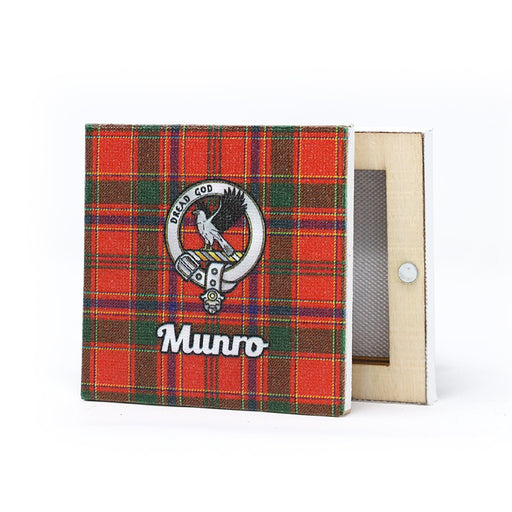 Clan Square Fridge Magnet Munro - Heritage Of Scotland - MUNRO