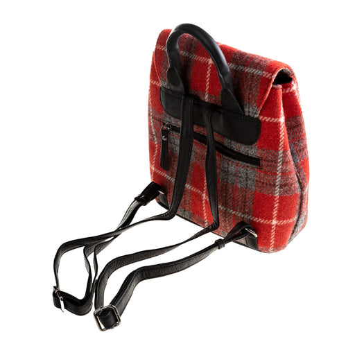 Ht Leather Flapover Backpack Red Check / Black - Heritage Of Scotland - RED CHECK / BLACK