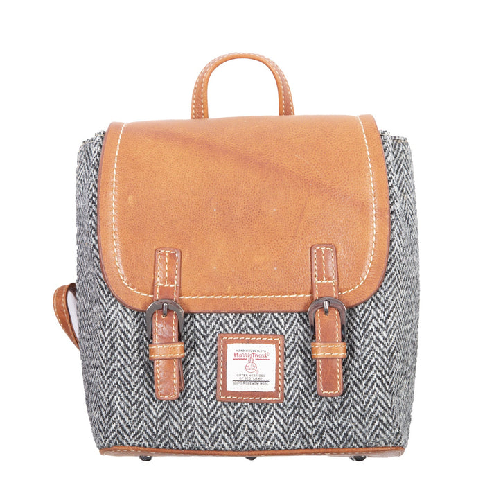 Ladies Ht Small Leather Backpack Tan & Brown Herringbone / Black - Heritage Of Scotland - TAN & BROWN HERRINGBONE / BLACK