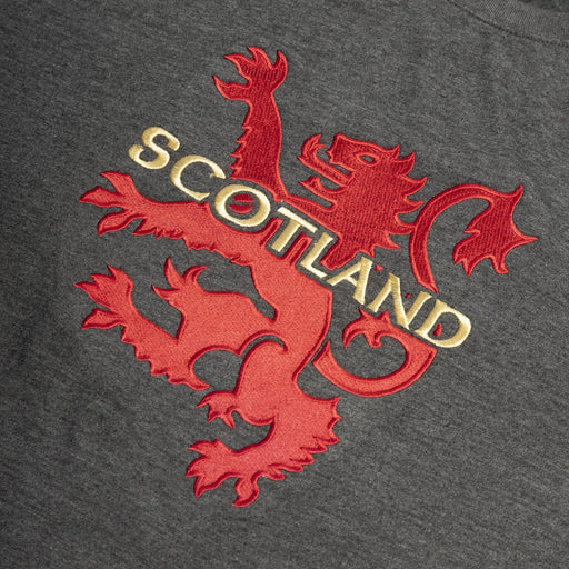 T-Shirts Emb Lion/Scotland Tartan Sleeve - Heritage Of Scotland - CHARCOAL
