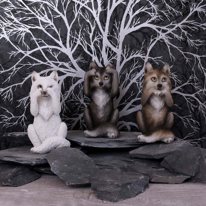 Three Wise Wolves - Heritage Of Scotland - NA
